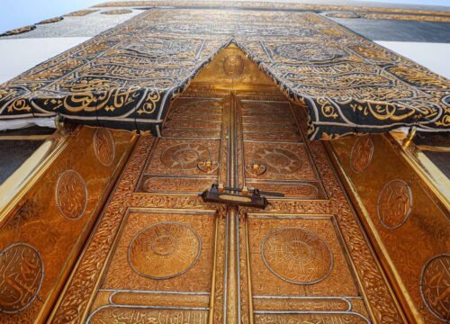 Difference Between Umrah and Hajj – A Complete Guide for Every Muslim